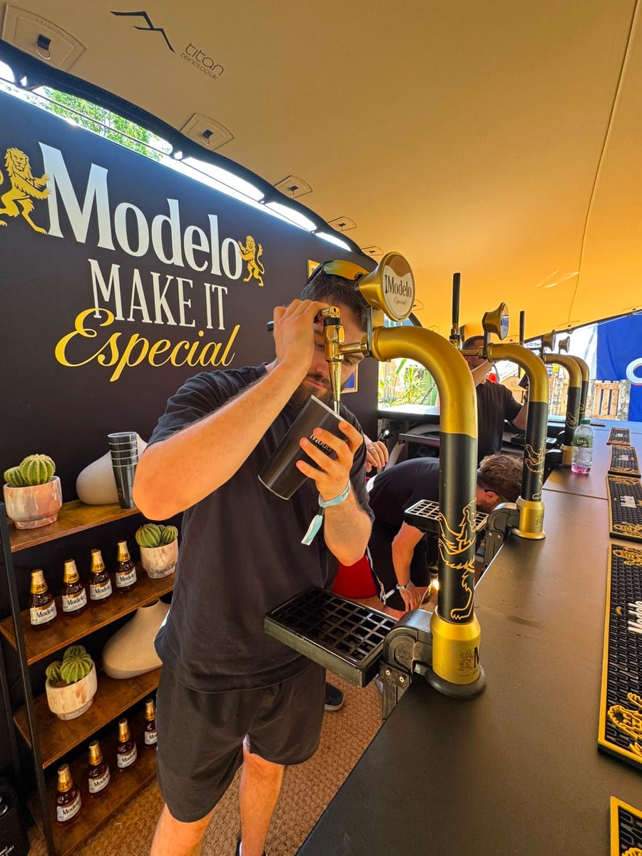 EXECUTIONAL bar team pouring on a Modelo sponsor bar at Barcode Festival, Kenwood House
